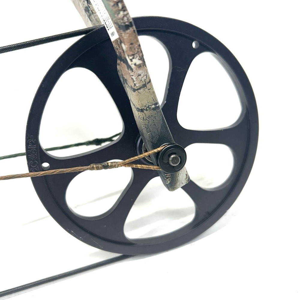 Bear Encounter Bow RH 27-32" / 60lbs.