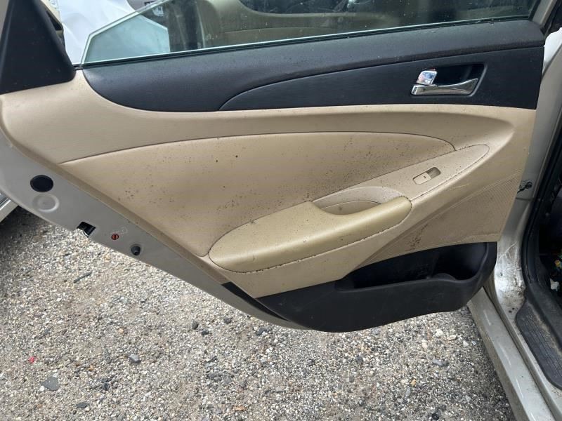 SONATA 2011 High Mounted Stop Light 104589872
