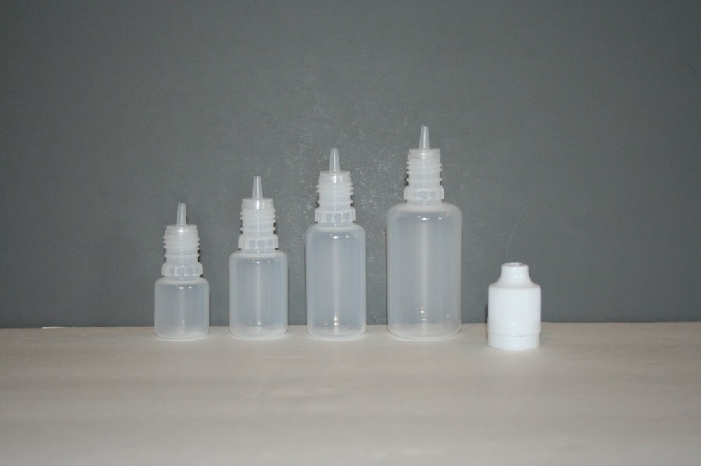 Empty LDPE Plastic Dropper Squeeze Bottle 5 ml Thin Tip Liquid Dispenser