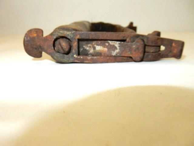 Antique Detachable Cast Iron/Wooden Handle
