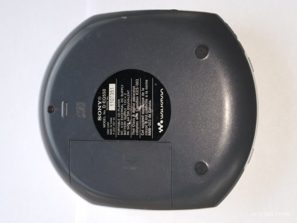 Sony D-EQ550 Portable CD Player Walkman