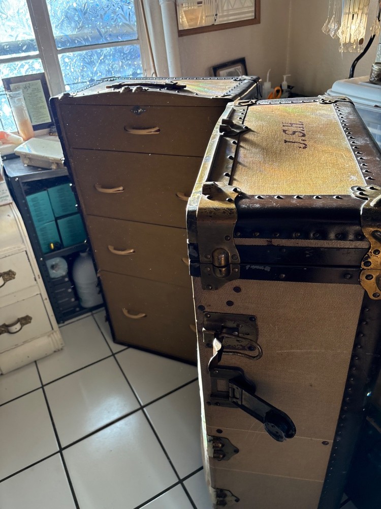 steamer trunk wardrobe 1920/1930s