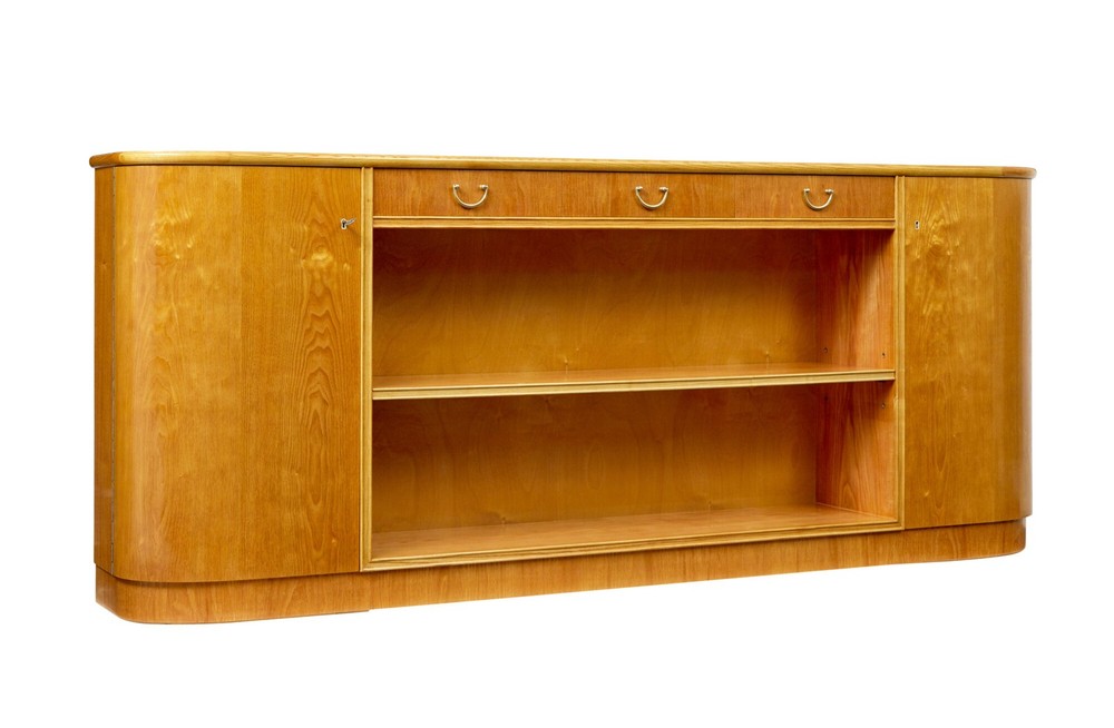 MID CENTURY SHAPED SCANDINAVIAN ELM LOW OPEN BOOKCASE
