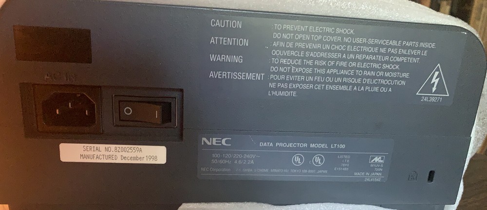 TC78 Used Nec Technologies Multi Sync LT100 Portable Projector Works great!