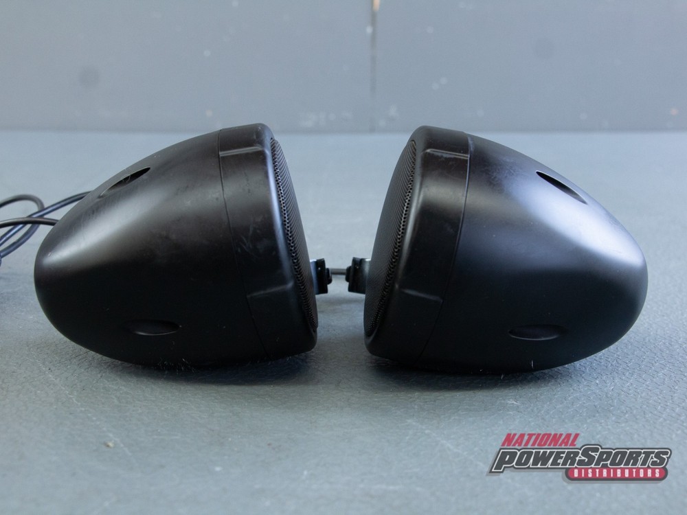 BOSS AUDIO MCBK420B HANDLEBAR MOUNTED SPEAKER PODS FOR 1" HANDLEBARS