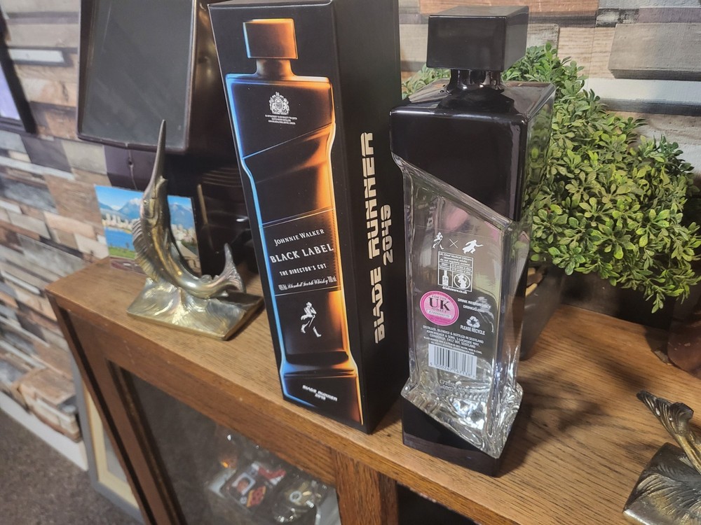 Blade Runner jw whiskey 2049 EMPTY Bottle mint condition.