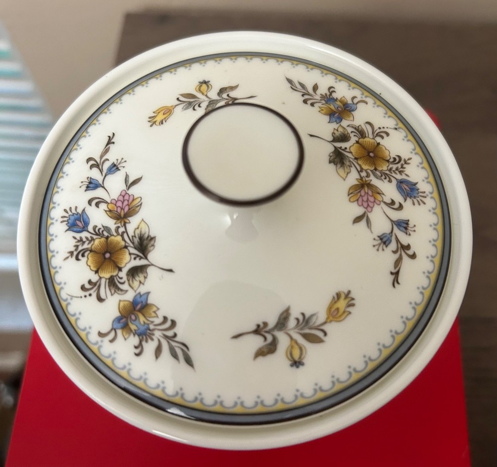 Mikasa Chippendale Bone China Covered Sugar