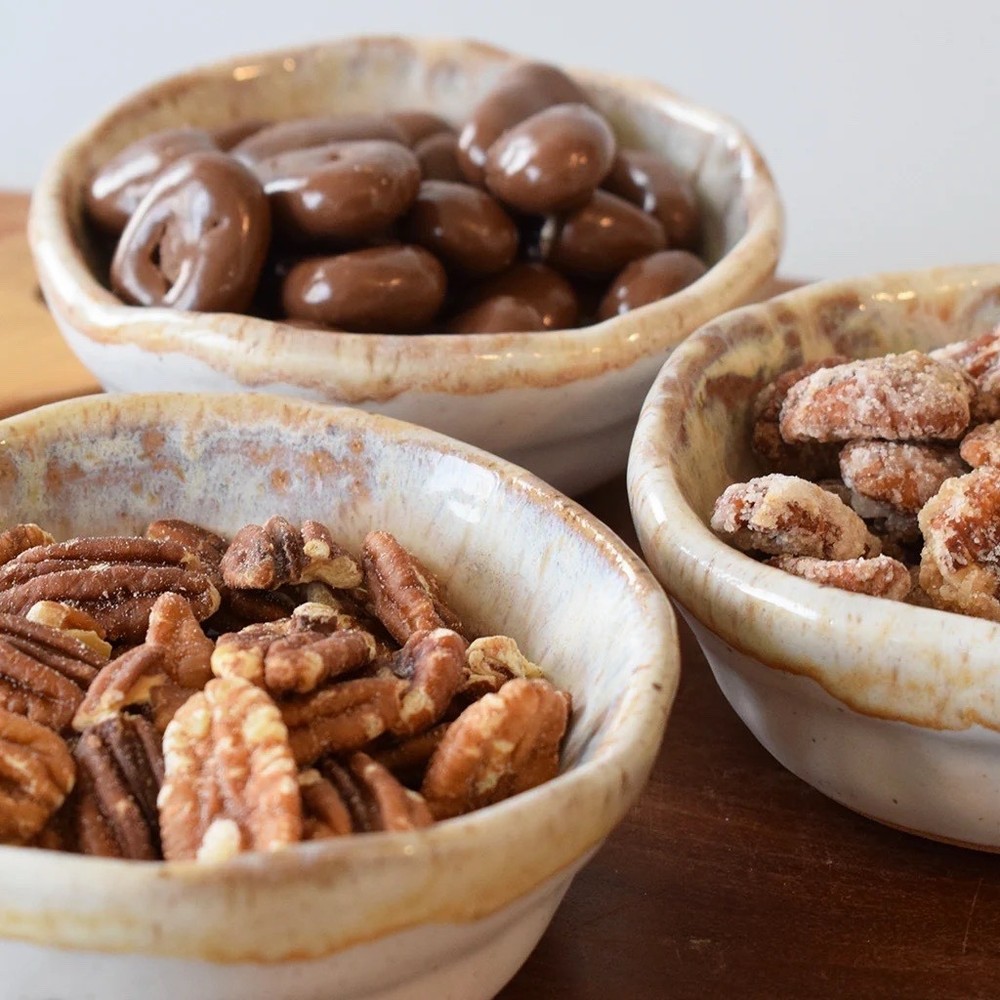 Heaton Pecans 3 Way Assorted Tin, Roasted/Salted, Chocolate & Praline 2.3lbs