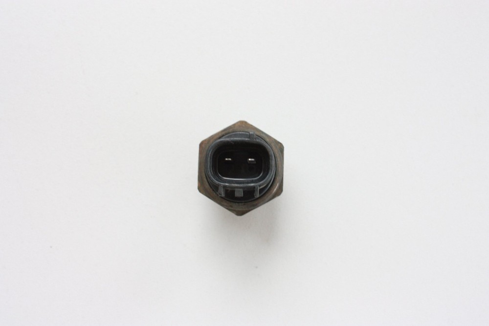 2001 Suzuki GSXR 750 Radiator Temperature Sensor