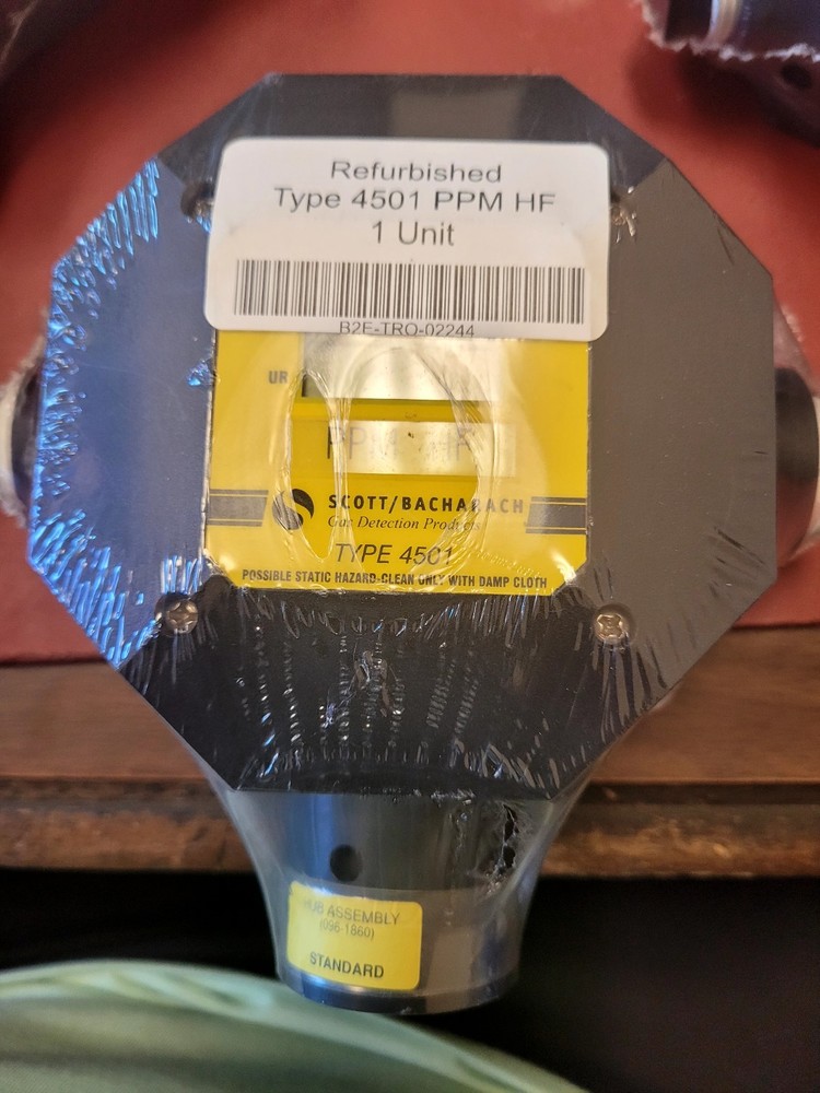 EIT SENSOR TYPE 4501  GAS TRANSMITTER PPM HF  ( S1-C248)