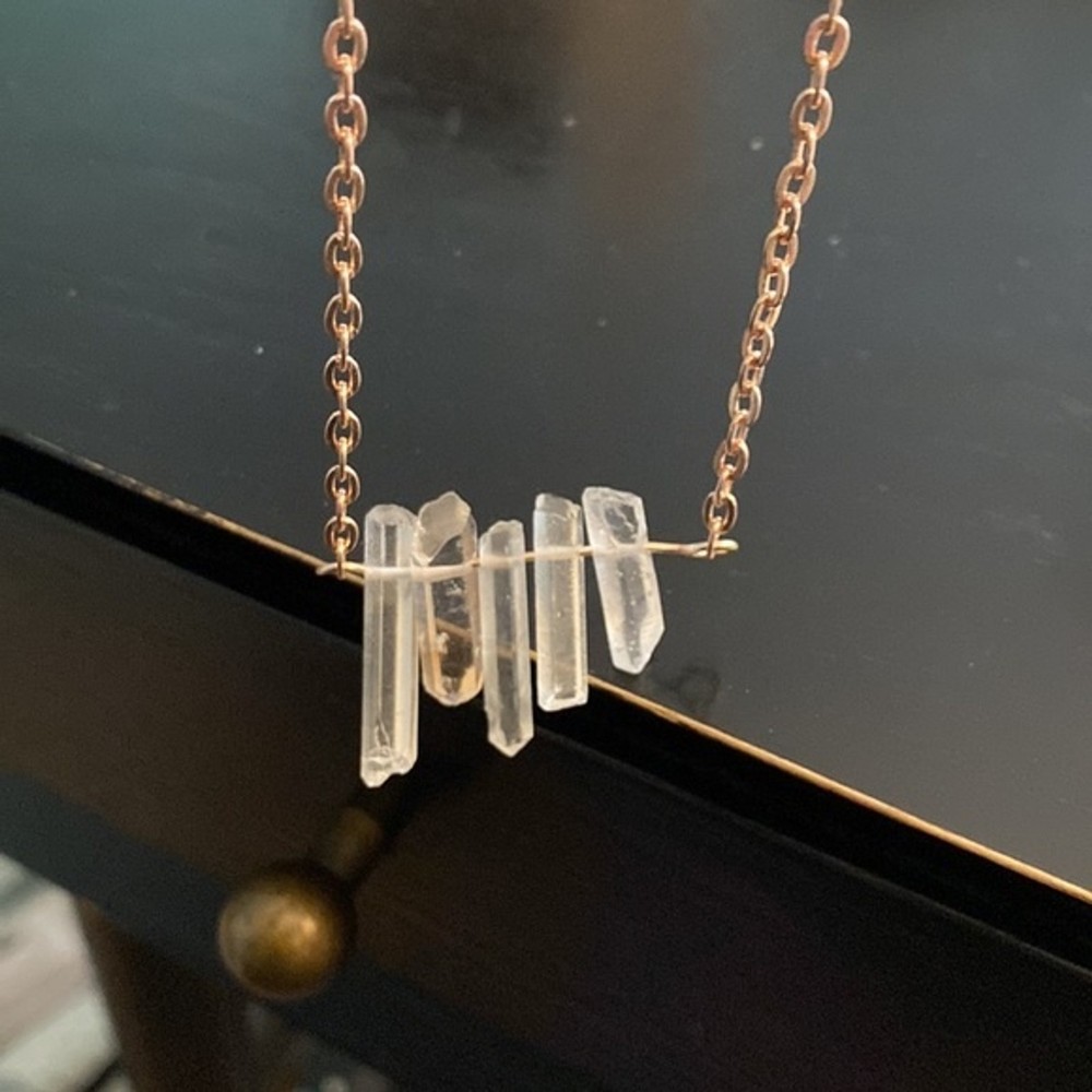 Quartz protection necklace