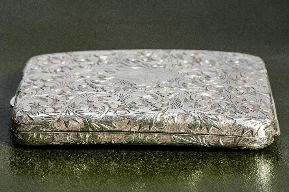 Ornate Antique Foliate Pattern Sterling Silver Card Cigarette Case