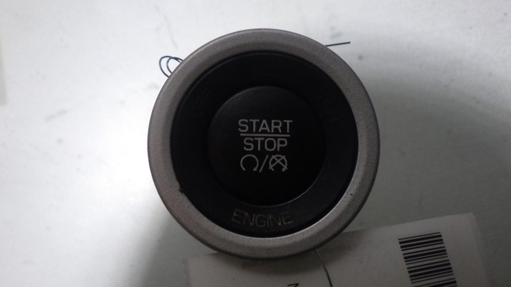 16 CHRYSLER 200 Push button ignition 68185801AB