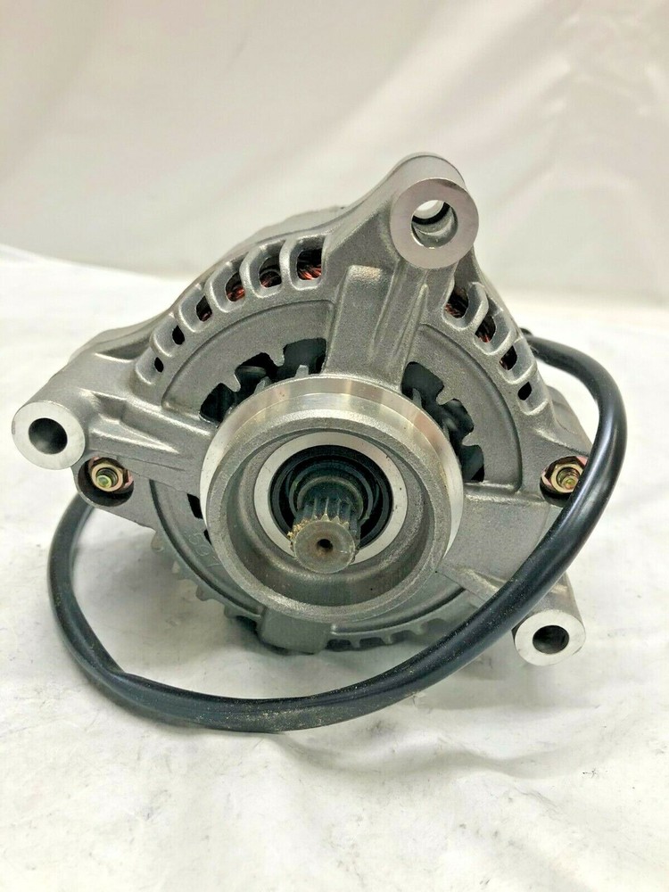 Suzuki ALTERNATOR ASSY 31400-17E02