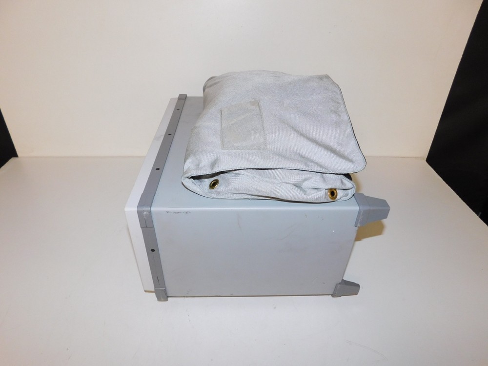 HEWLETT PACKARD 1671E LOGIC ANALYZER (QPR91)