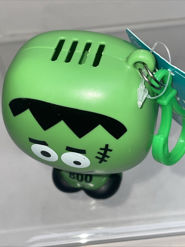 Spooky Village Stretch Toy