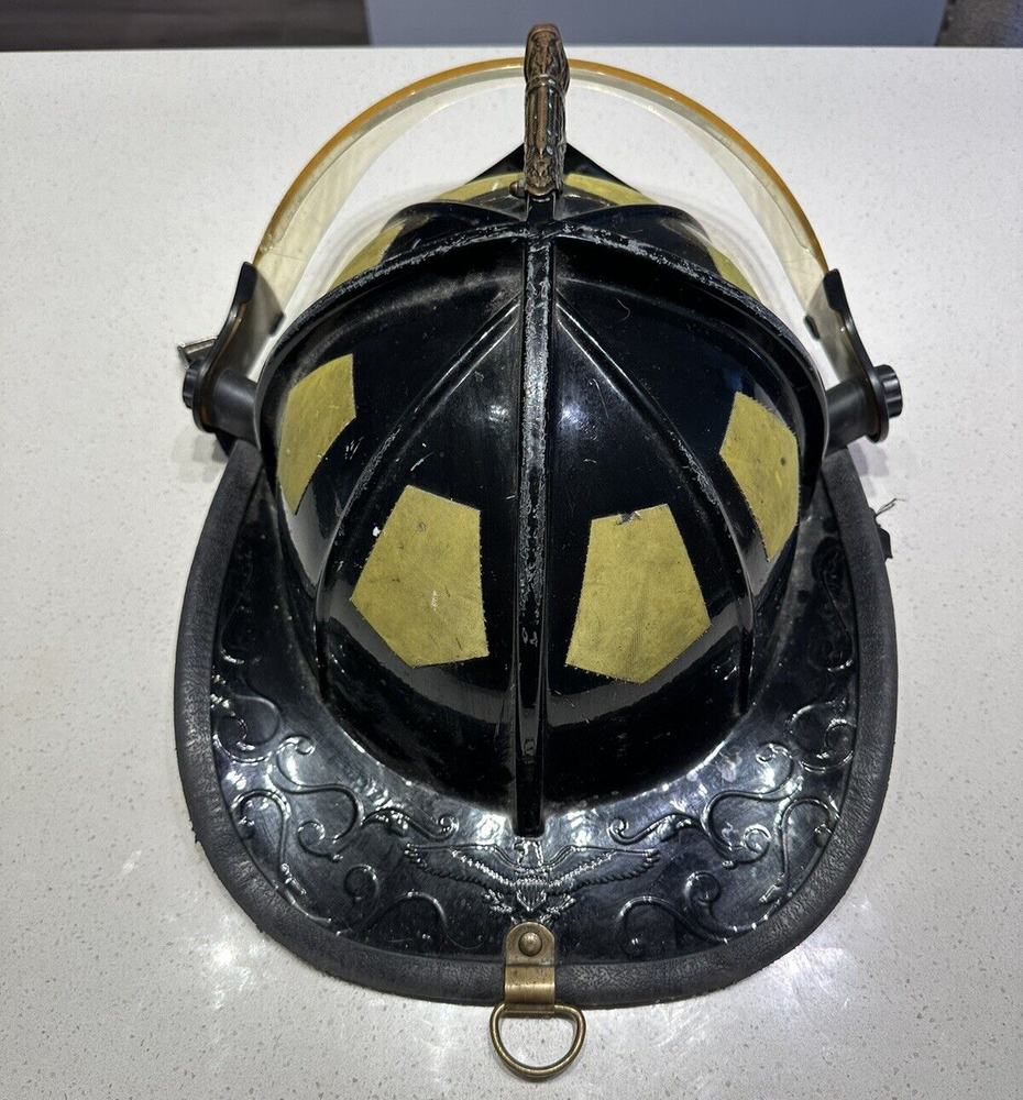 FIREFIGHTING FIRE HELMET BULLARD 2004