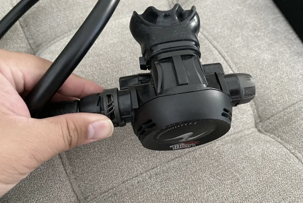 Aqualung titan QC scuba regulator