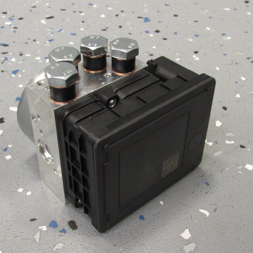 ABS Pump / Modulator / Control Unit *NICE! ~ Triumph Speed Triple 1200RR 1200RS