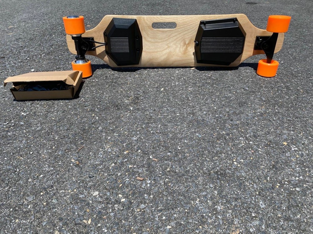 J-M6 SKATEBOARD DOUBLE DRIVE