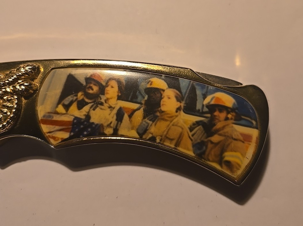 Firefighters 9/11 Commemorative Knife