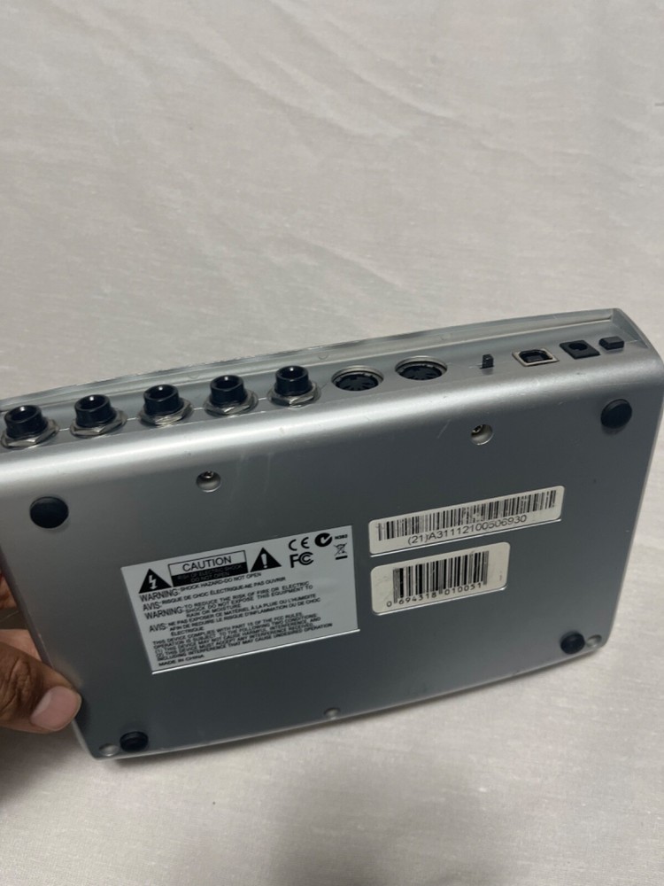 UNTESTED Alesis iO4 digital interface