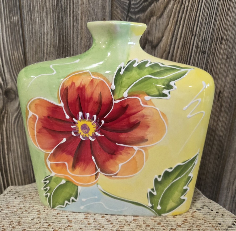 ceramic Thin vase featuring a hand-painted floral design