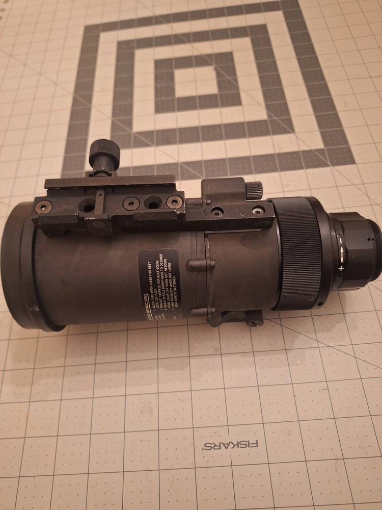 PVS 4 Scope Mount Rail