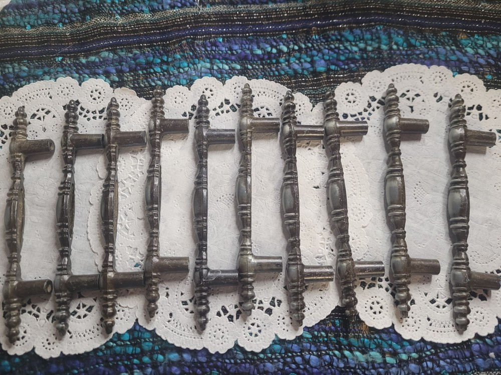 10 vintage cabinet/ drawer pulls *screws included