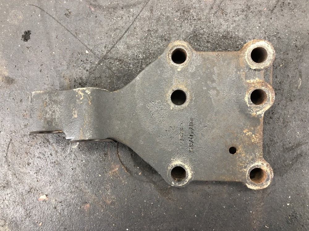 Cummins ISX Engine Mount - Used | P/N 20740769