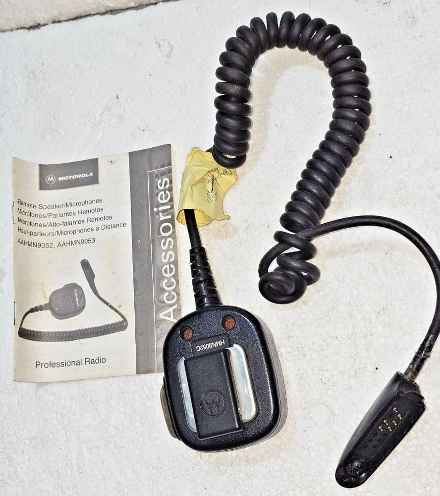 Motorola HMN9052C remote speaker microphone