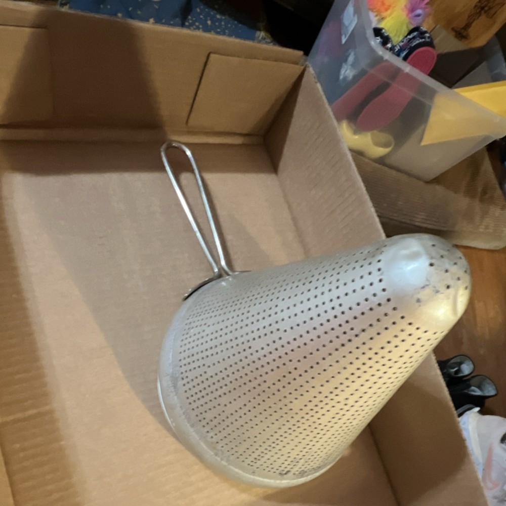 Vintage Silver Metal Cone Mesh Pattern Conical Food Strainer with Handle Kitchen