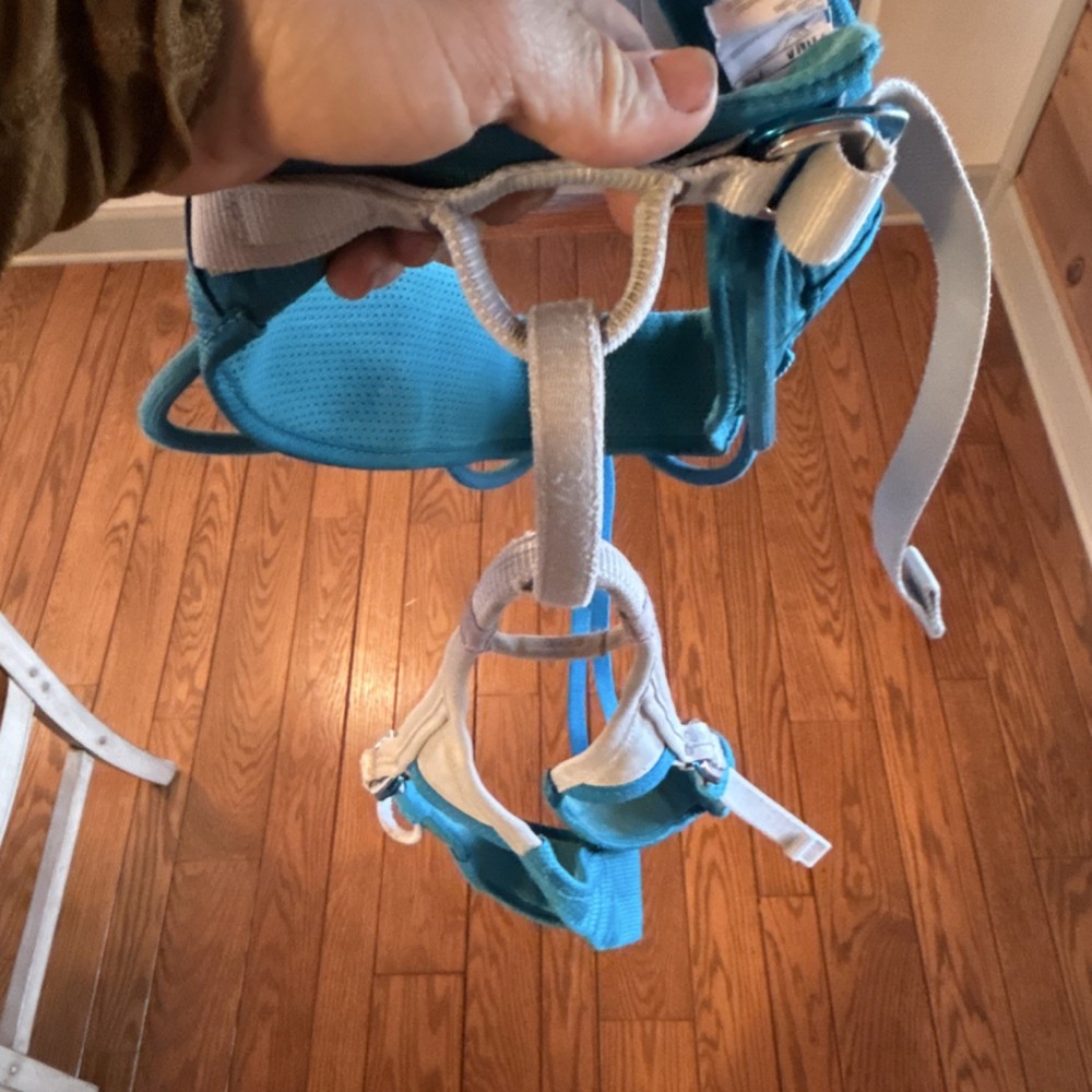 Petzl Luna Climbing Harness Blue Size M-L Model