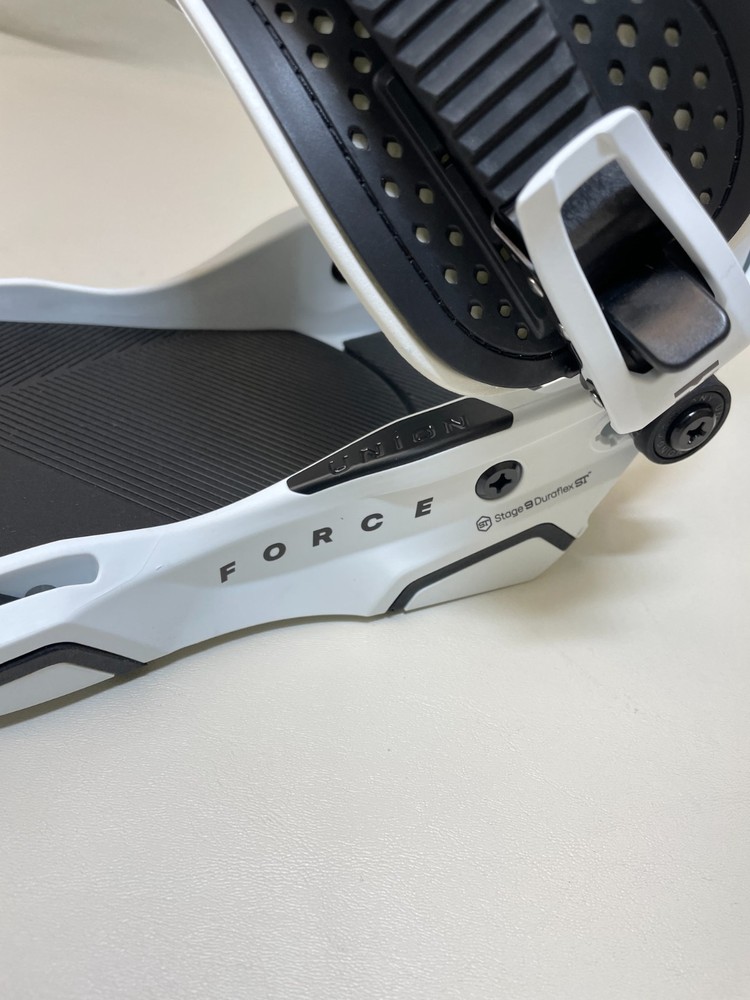 UNION FORCE SNOWBOARD BINDINGS WHITE SIZE MEDIUM