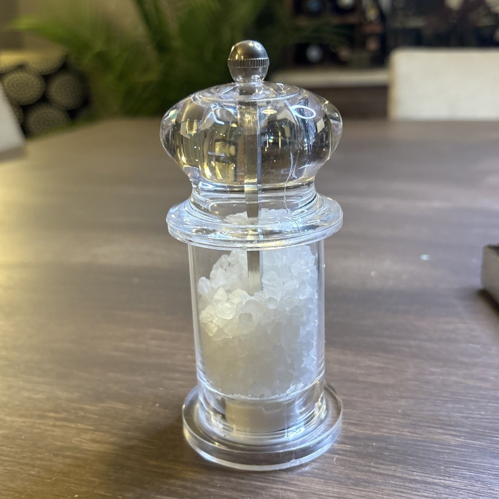Trudeau 5” TRADITION Salt Mill, Clear