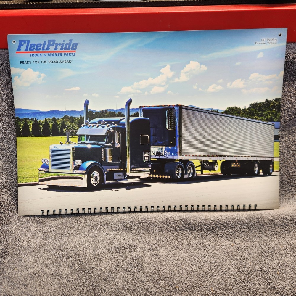 Fleetpride 2019 Calendar. Tractor Trailers. Excellent Condition.