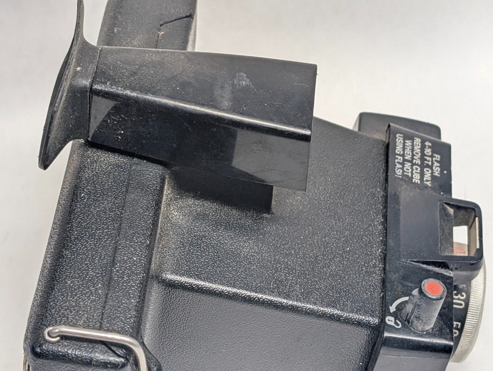 Vintage Polaroid Land Camera Square Shooter 2 Untested Cold Clip Black Plastic~