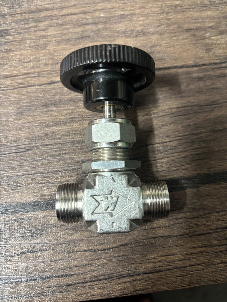 USED Swagelok 1/2” Compression Stainless Needle Valve 5000psi • SS-1VS8