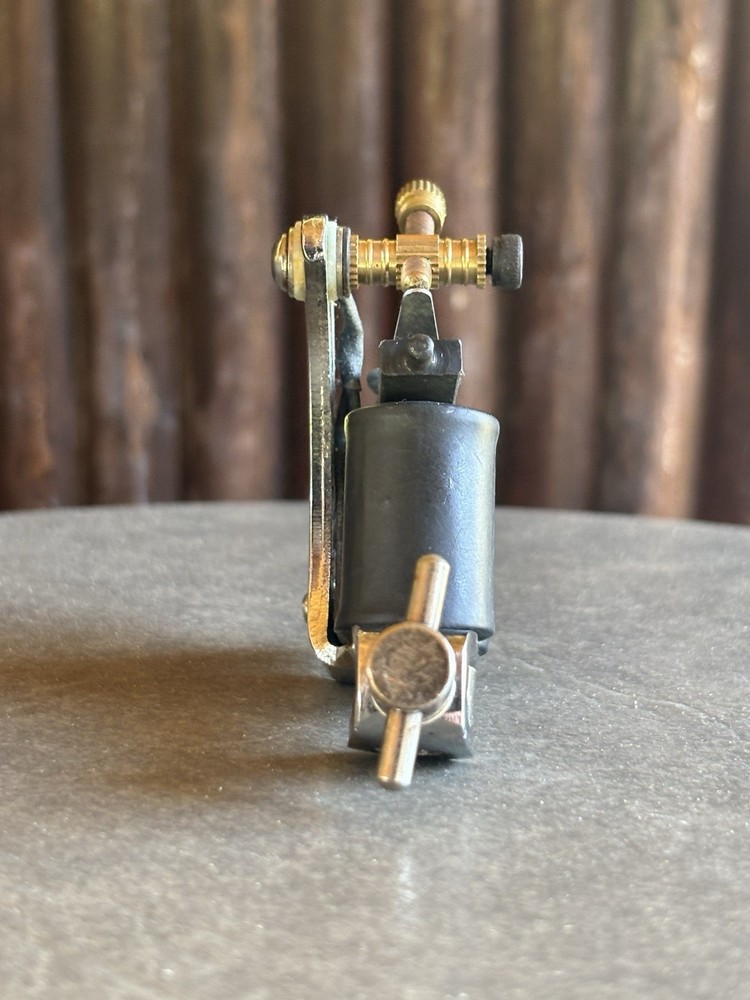VNTG Style Tattoo Machine Silver