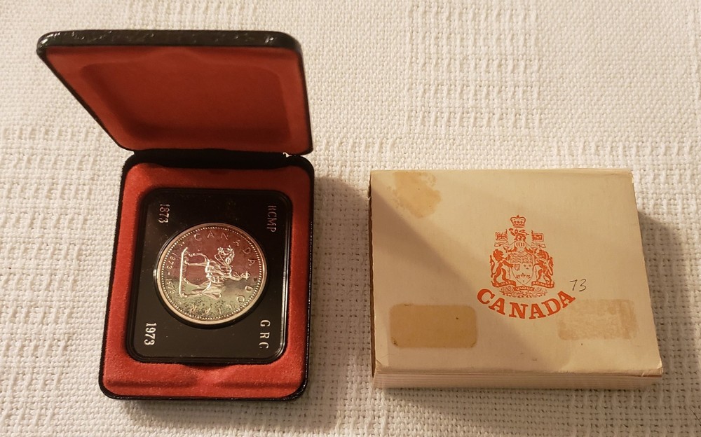 1973 Canada RCMP MOUNTIE SILVER Dollar ORIGINAL PACKAGING