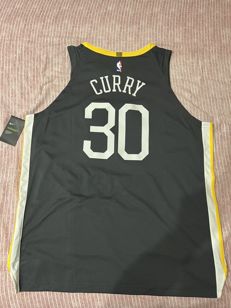 NBA - Original and Authentic Jersey (Authentic, not Swingman) Stephen Curry