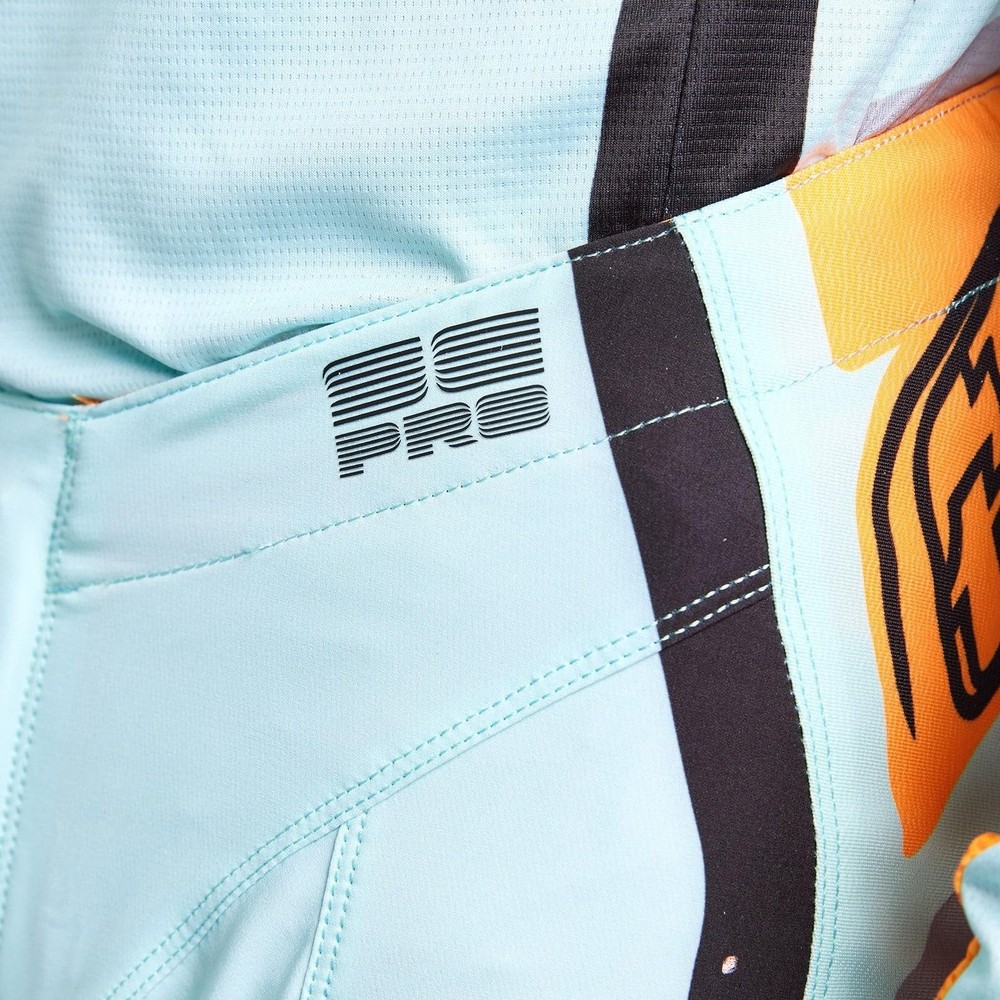 SE PRO PANT ; WAVEZ - BLEACHED AQUA (36)