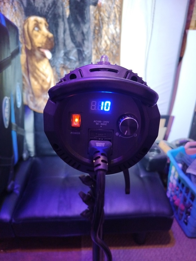 LED Digital Light Savage LED 1000