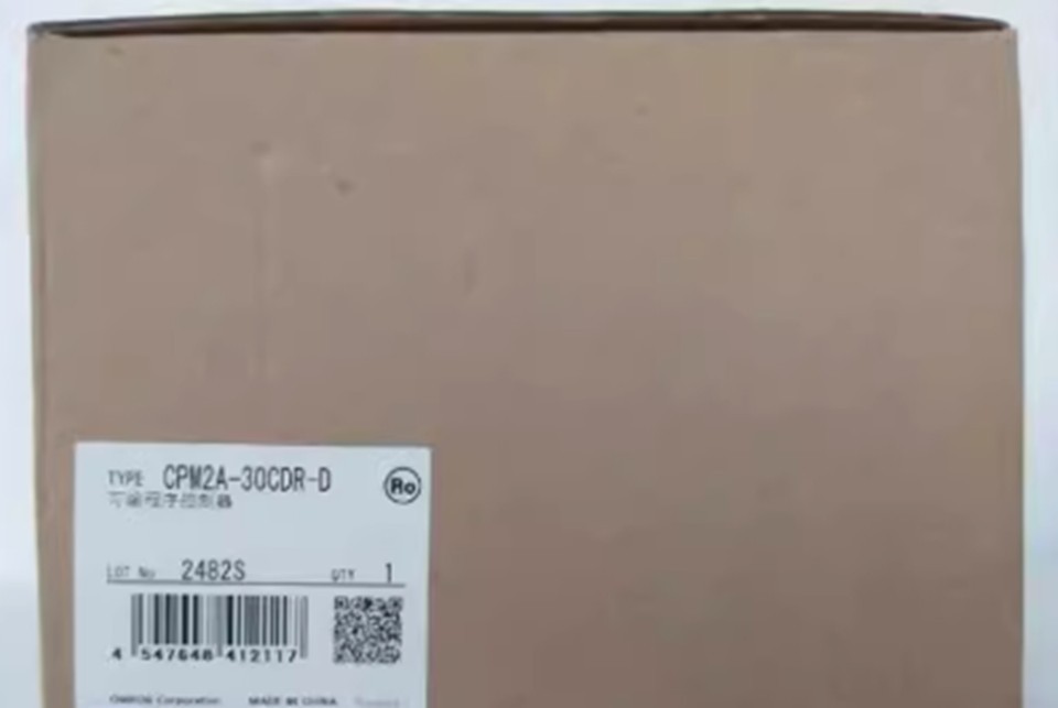 Omron CPM2A-30CDR-D Programmable Controller New in box