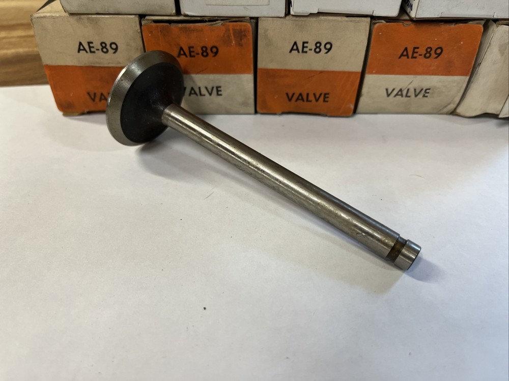 Wisconsin AE89 Intake Valve