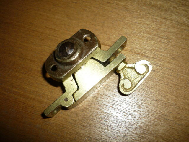 VINTAGE BRASS SASH WINDOW LOCK