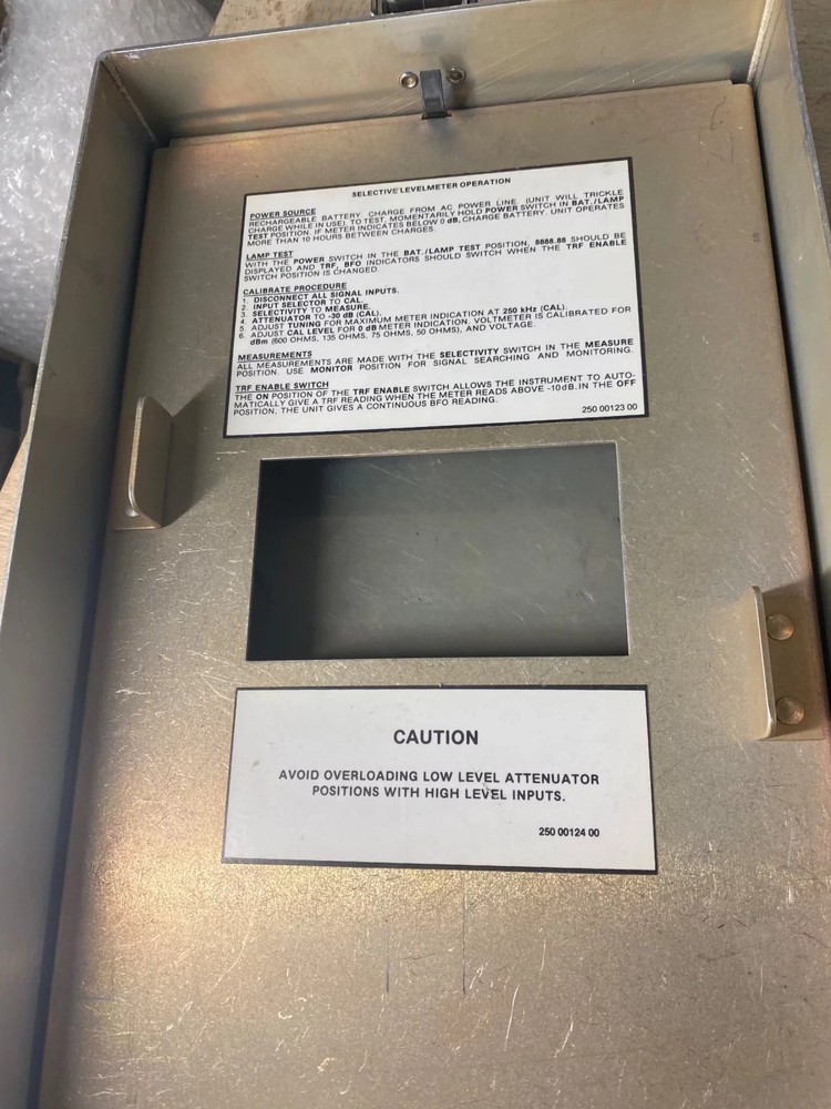 Rycom 6040 Selective Level Meter - Powers On, AS IS