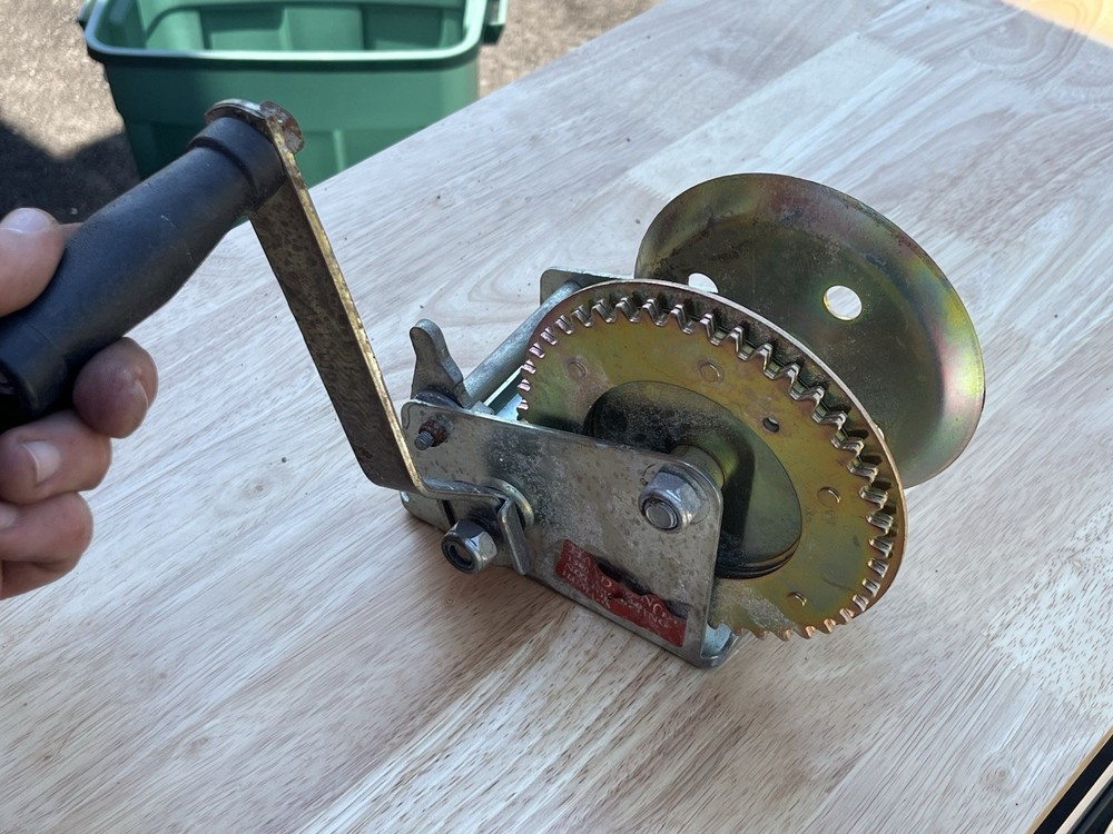 Hand Winch 1500 lb.