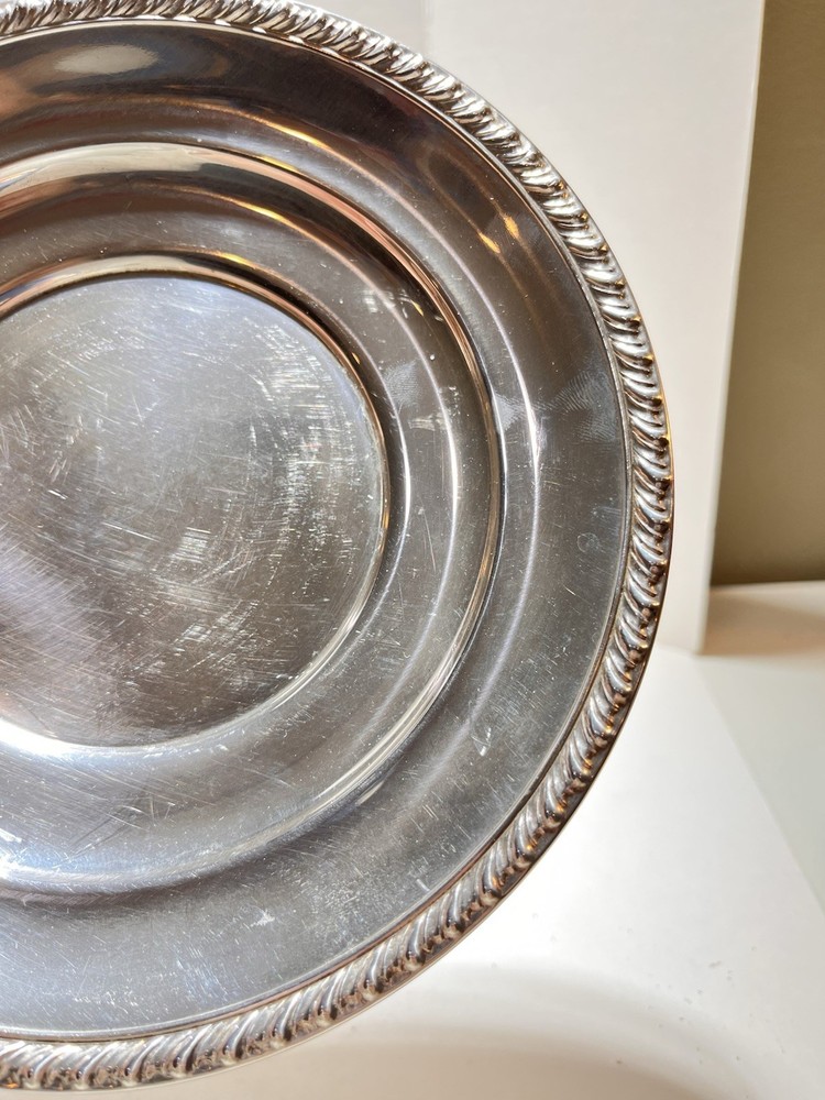 Wallace Sterling Silver “Wave” Edged Serving Bowl 89.4 G