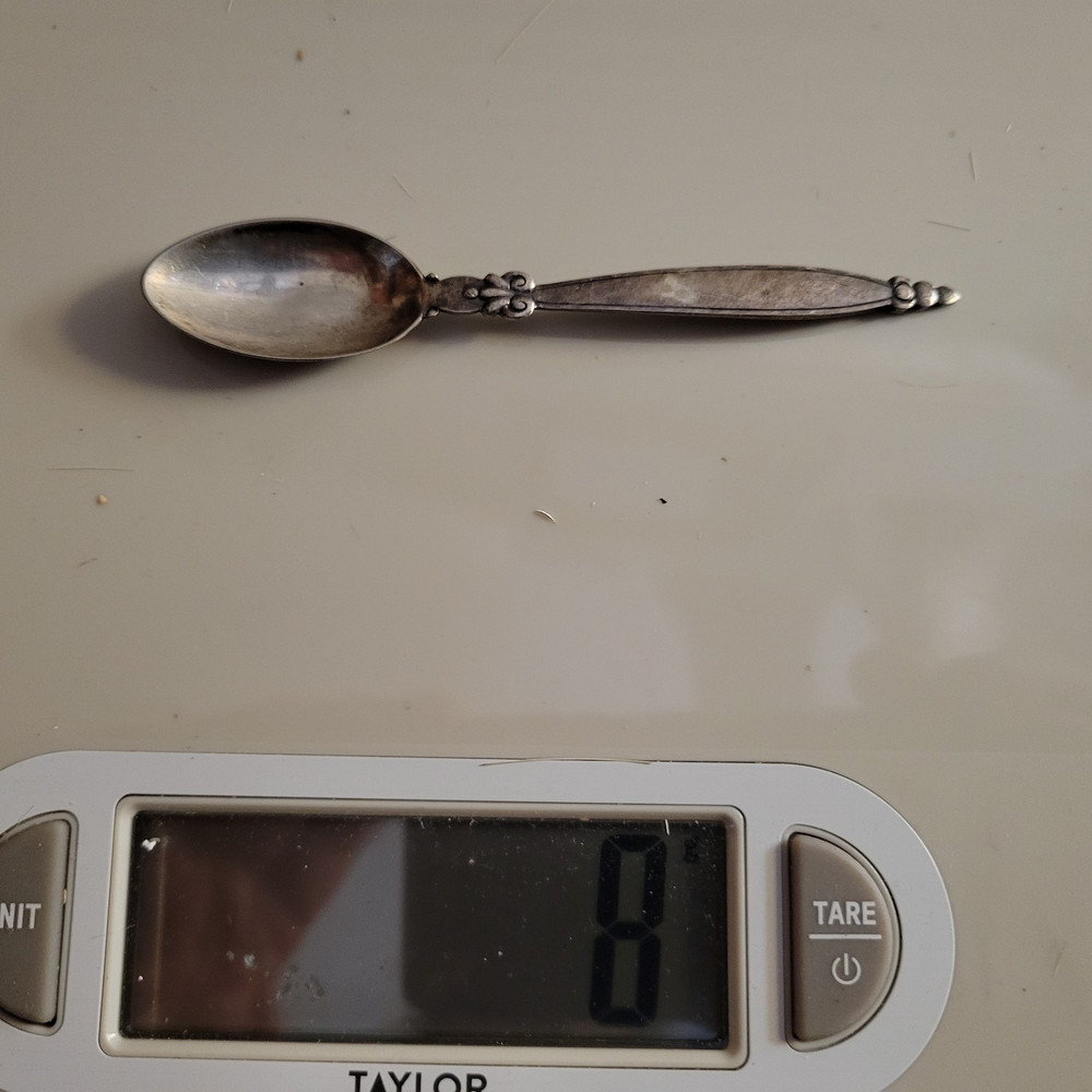 4" Silver Salt Spoon Gorgeous hammered pattern on handle